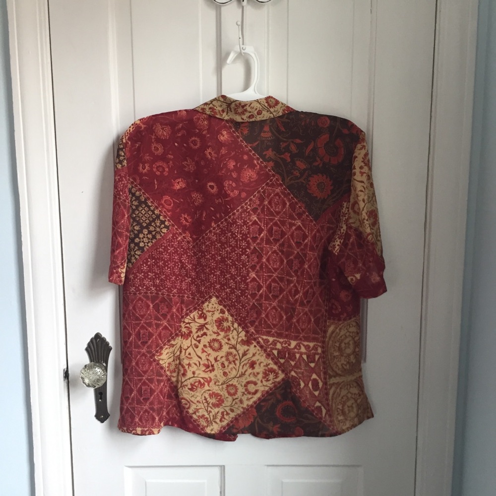 Button down - Picture 2 of 2